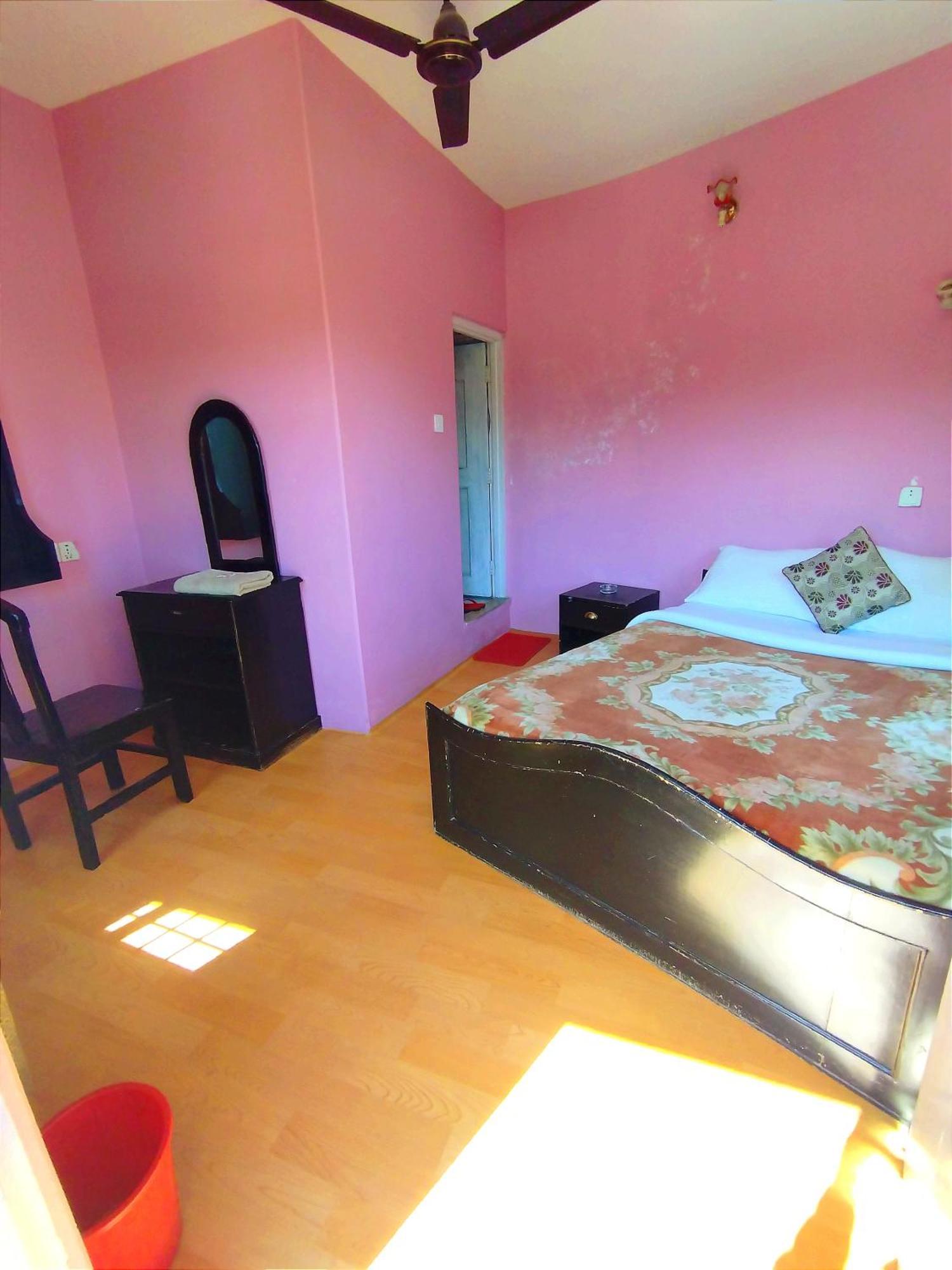 Hotel Santana Pókhara Pokoj fotografie