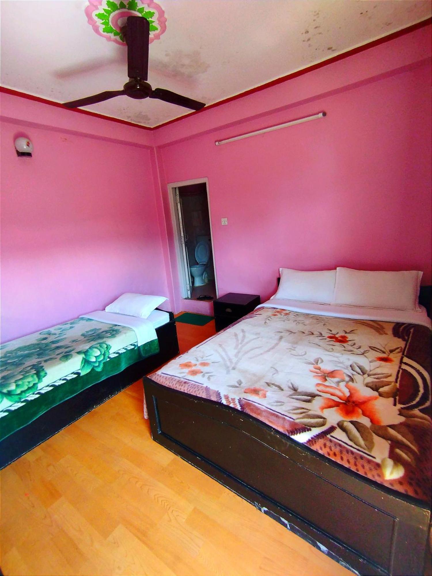 Hotel Santana Pókhara Pokoj fotografie